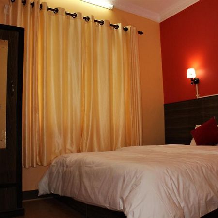 Vista City Hostel Katmandou Extérieur photo
